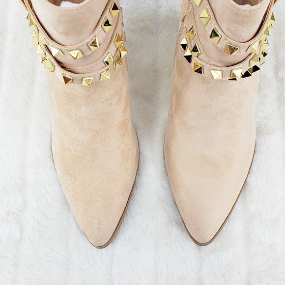 Classic Western Cowgirl Ankle Boots - Picture 10 of 12